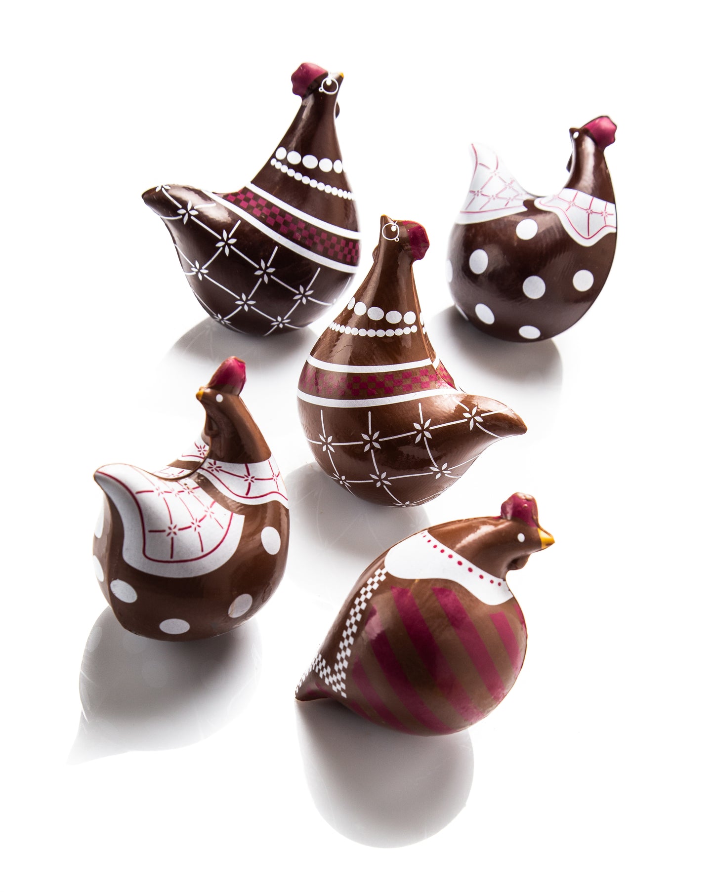 Cocotte chocolat noir garnie (modèle aléatoire) - Tarif écoles